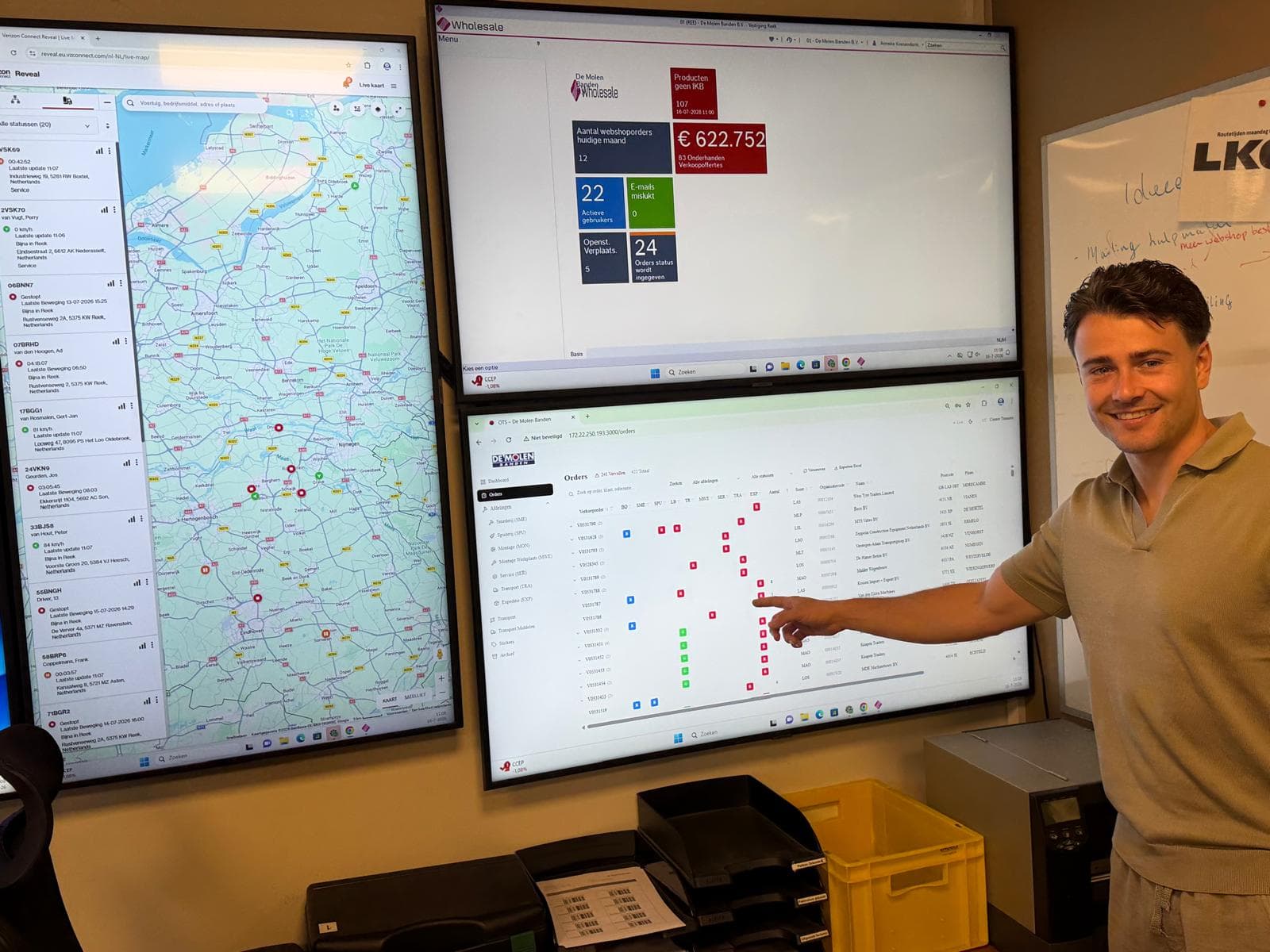 Order Tracking System